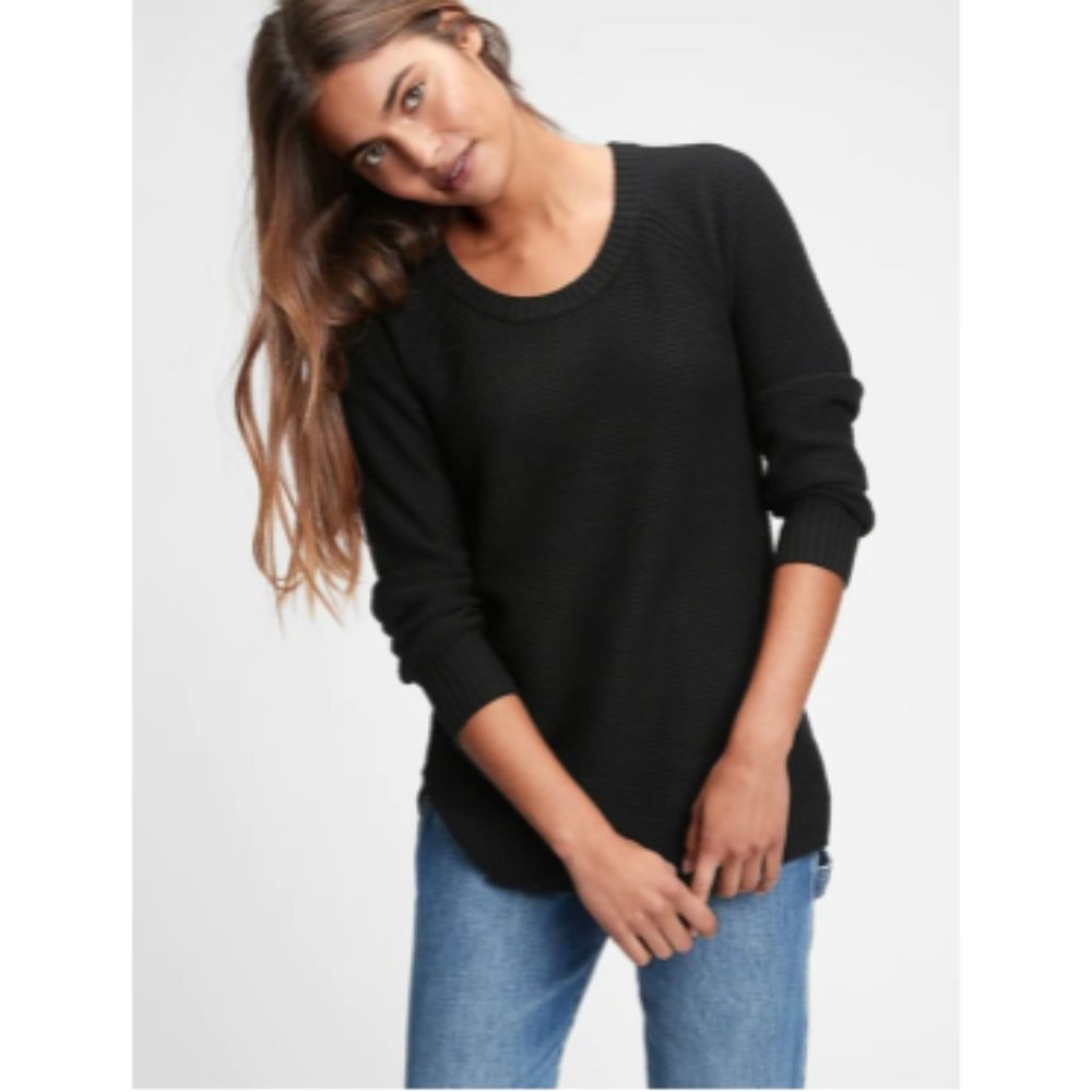 NWT S Black GAP True Soft Textured Crewneck Sweater